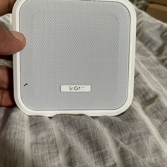 Plug in speaker